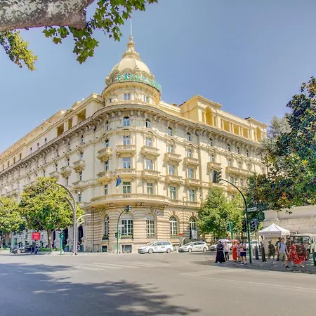 Marche Apt -home And More Апартаменты